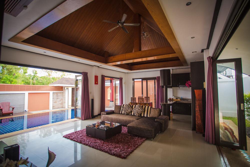 The Iris Pool Villa Rawai Oda fotoğraf