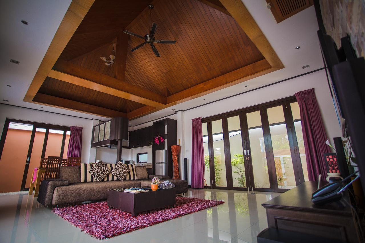 The Iris Pool Villa Rawai Oda fotoğraf