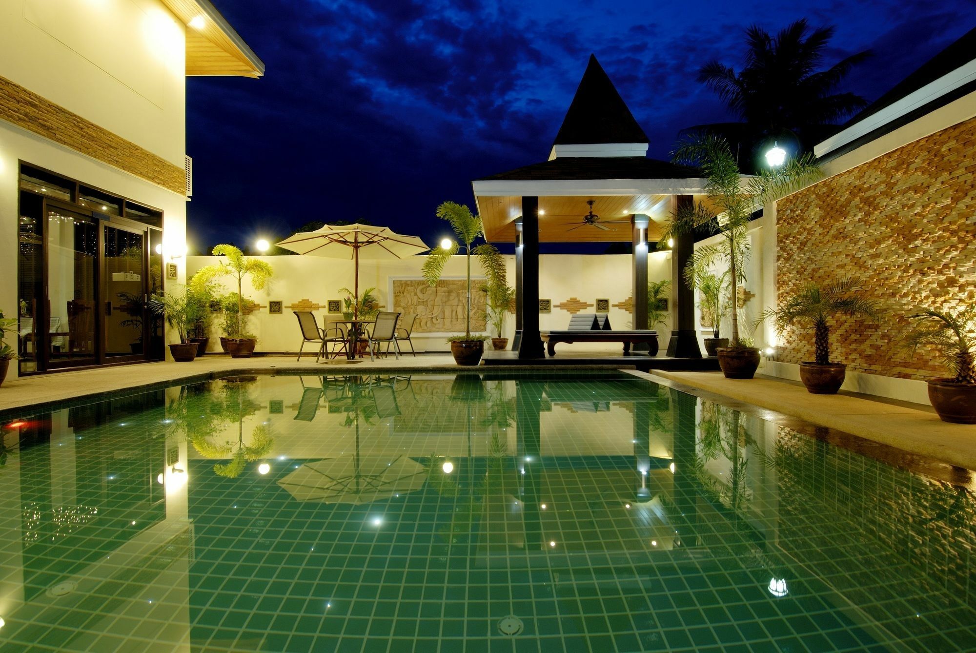 The Iris Pool Villa Rawai Dış mekan fotoğraf